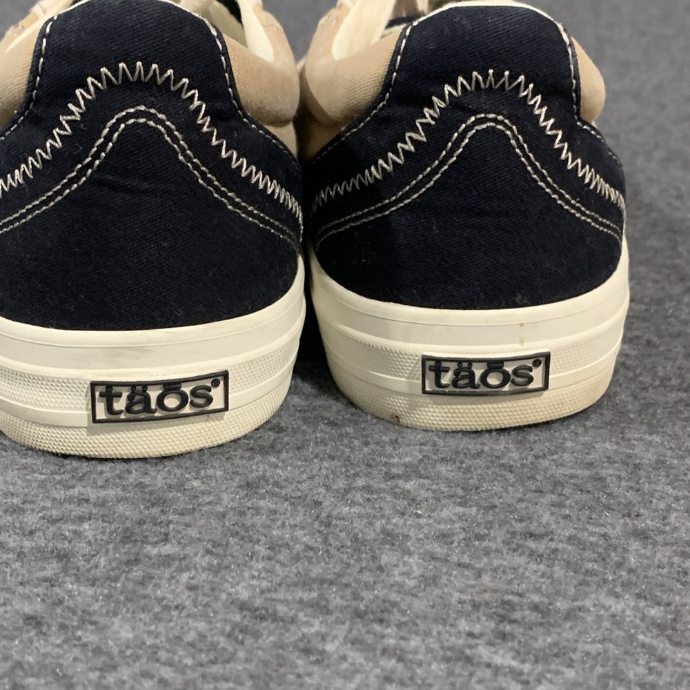 Taos Plim Soul Women's 9.5 Canvas Sneakers Tan Cream Black Low Top Shoes - Picture 6 of 8